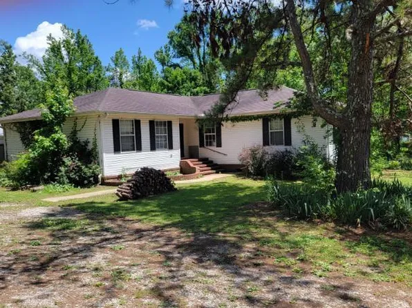 8 County Road 8121, Booneville, MS 38865