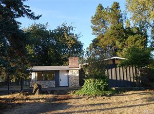 8017 Oakridge Dr SW, Lakewood, WA 98498