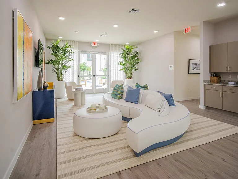 Atlantica at Dania Beach — Photo 9