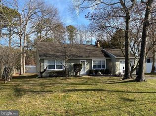 200 Compass Rd, Manahawkin, NJ 08050