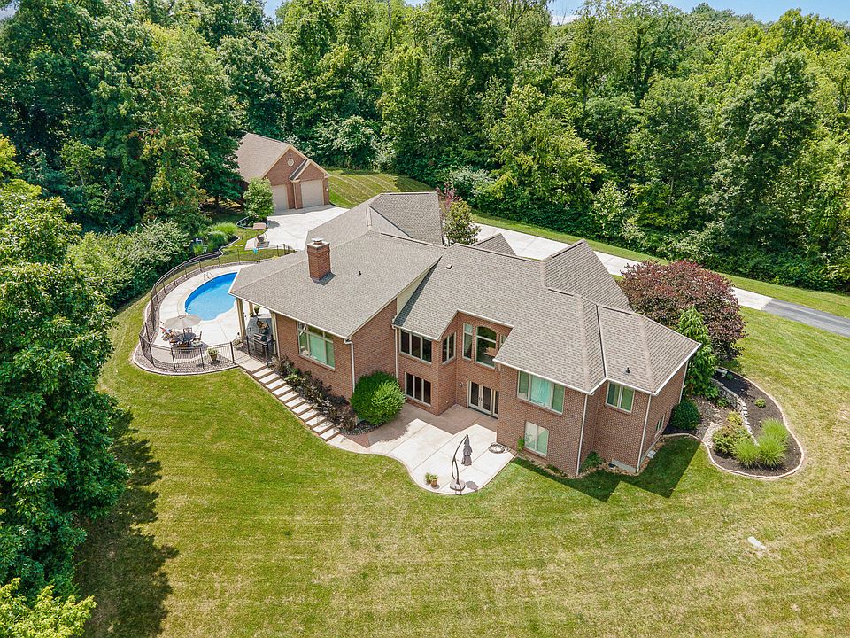 1736 Coachtrail Dr, Hebron, KY 41048 Zillow