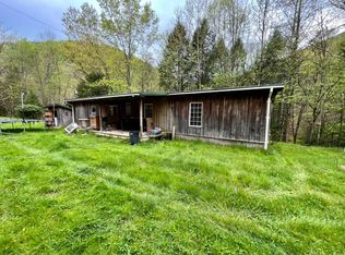 2407 Flat Fork Rd, Duck, WV 25063