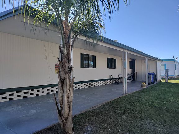5th image of 51 Freedom Dr