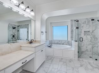 2043 Loma Alta Dr, Irving, TX 75063