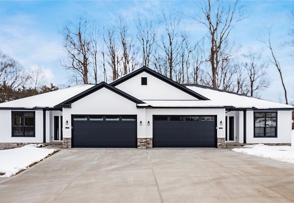 1st image of 3460 Jamestown Dr