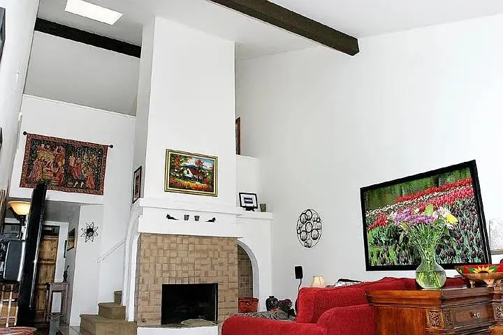 15977 Avenida Villaha #16 — Photo 2