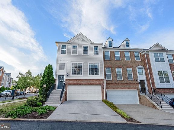 2nd image of 2228 Greywing St