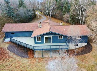2308 Crescent Sq, Suamico, WI 54313