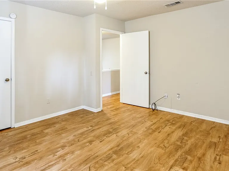 1506 Lemon Tree Ln — Photo 19