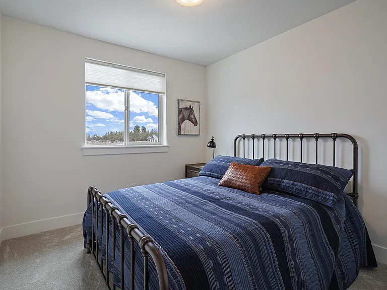 3718 NE Petrosa Ave — Photo 17