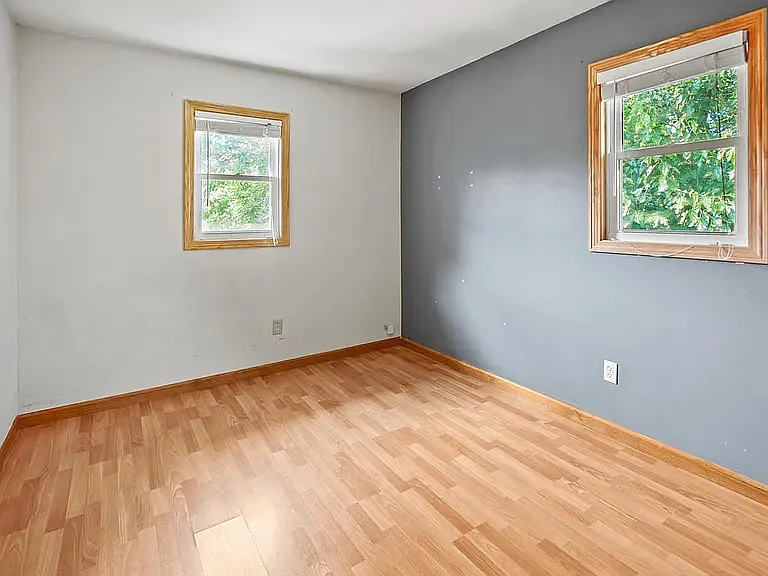 3101 N Newhall St #C — Photo 22