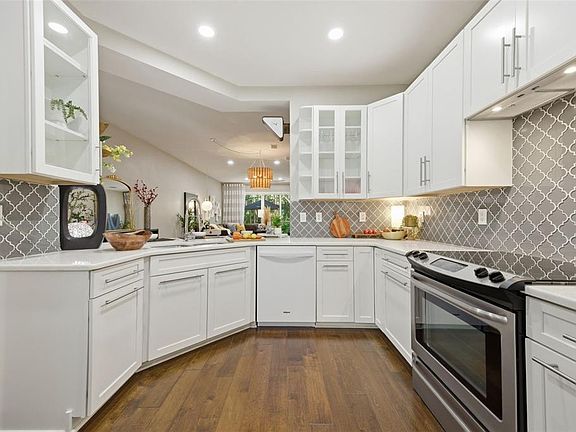 3rd image of 14244 Waterville Cir