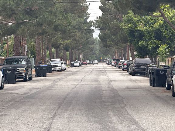 4th image of 247 S Covina Blvd