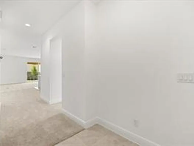7991 Syracuse Dr — Photo 9