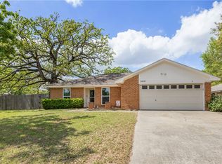 2916 Adrienne Dr, College Station, TX 77845