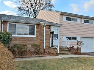 23 Florence Dr, Parlin, NJ 08859