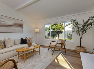 1426 Camellia Cir, Carpinteria, CA 93013