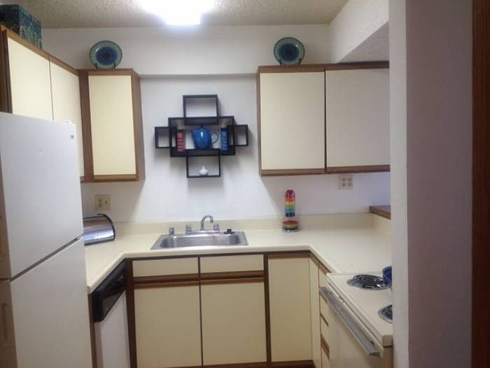 1st image of 1509 W 25th Ct APT A3
