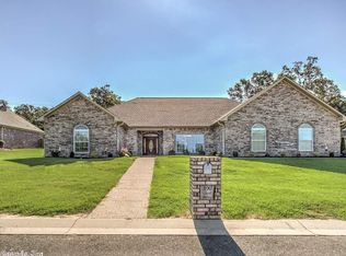 190 Quail Ridge Dr, Hot Springs, AR 71901
