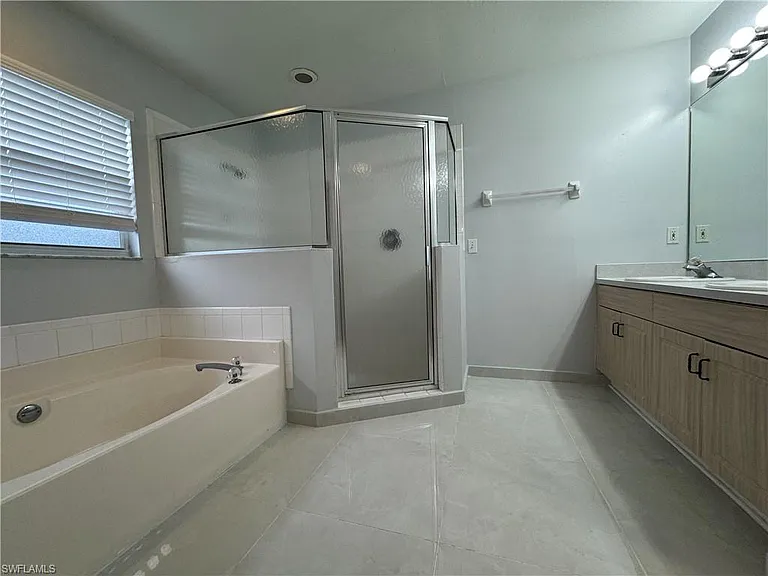 4649 Santiago Ln — Photo 15