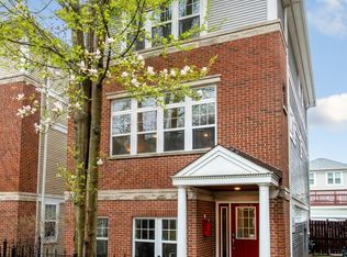4922 S Cornell Ave APT B, Chicago, IL
