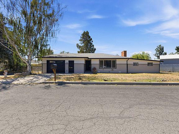 2nd image of 1390 NE Loper Ave