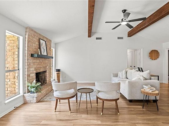 3rd image of 6118 Locke Ln