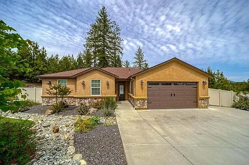 4585 Risstay Way Photo 1