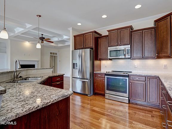 4th image of 2304 Foundry Ct