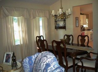 8 Point Doral Ct, Palm Coast, FL 32137