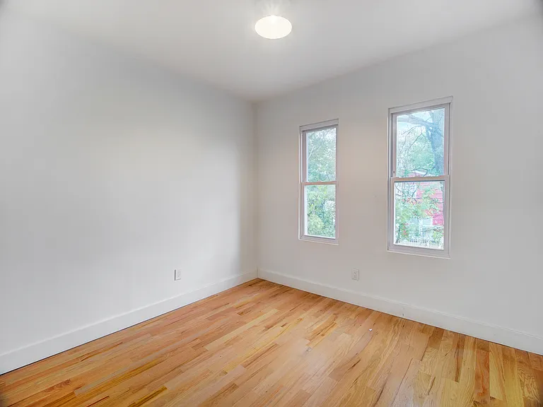 151 Williams Ave #2L — Photo 15