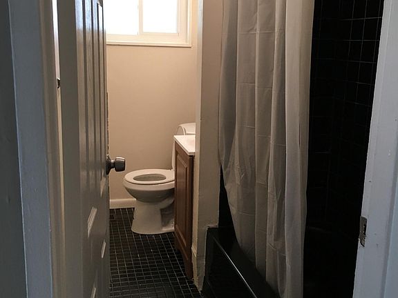 5th image of 8634 Desoto Dr