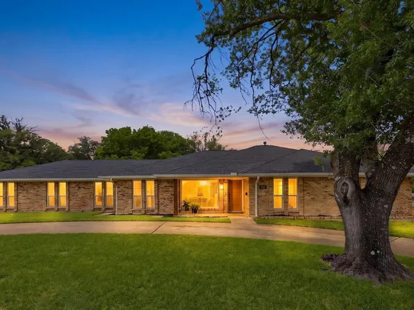1909 W Red Bird Ln, Dallas, TX 75232