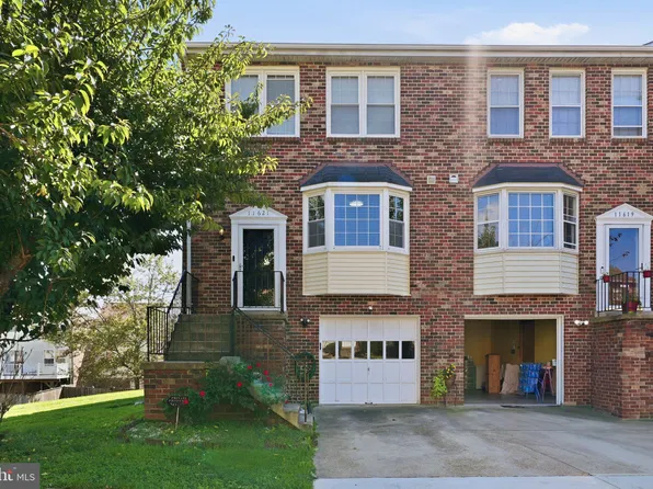 11621 Cosca Park Dr, Clinton, MD 20735