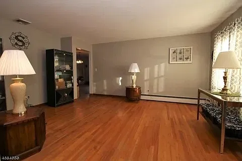 3 bed, 1800 sqft, $3,500 — Photo 3