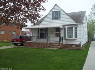 7907 Wainstead Dr, Parma, OH