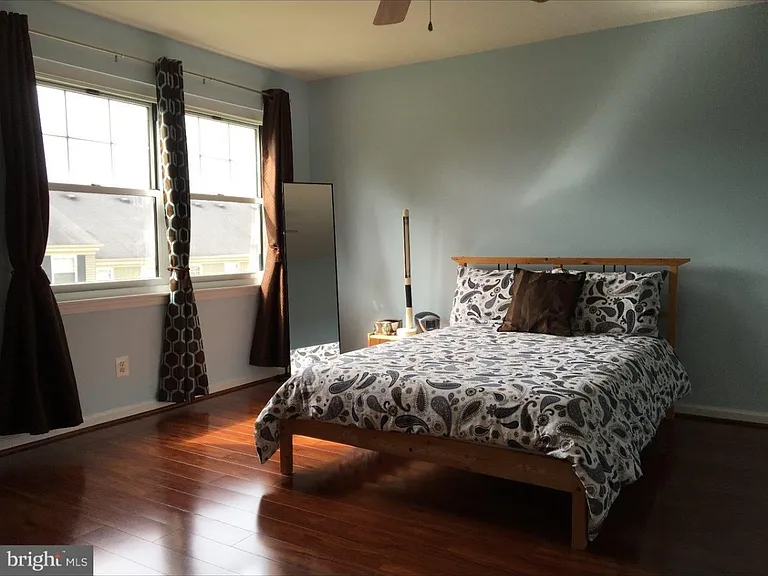 24 Hastings Dr #24 — Photo 5
