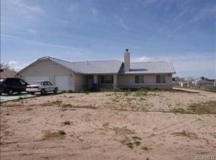 14036 Mohawk Rd, Apple Valley, CA 92307