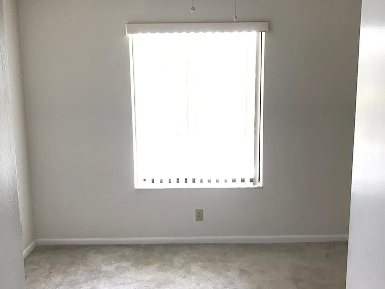 724 Sunny Pine Way #D2 — Photo 7