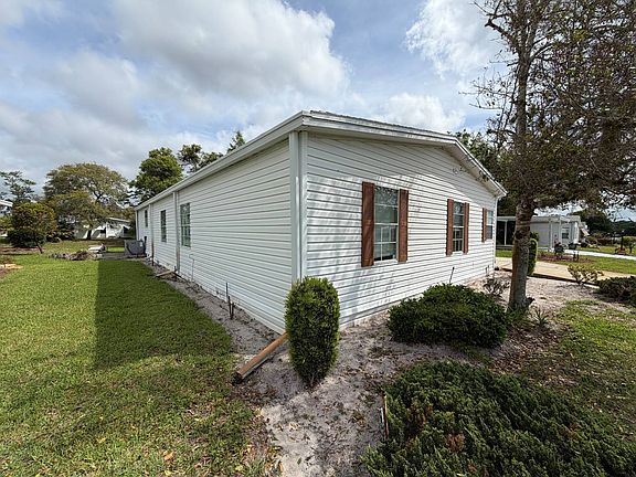 2nd image of 3121 Tree Frog Ln