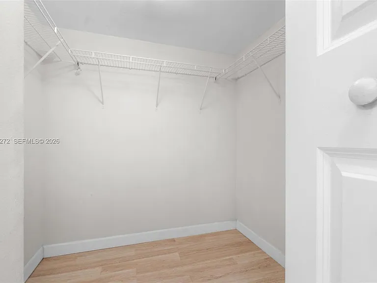 3401 N Country Club Dr #519 — Photo 21