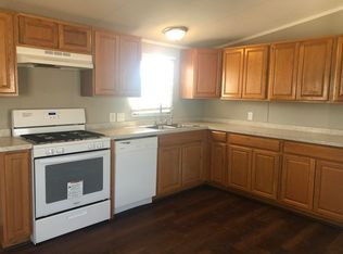 32761 Susan Ln N, New Haven, MI 48048