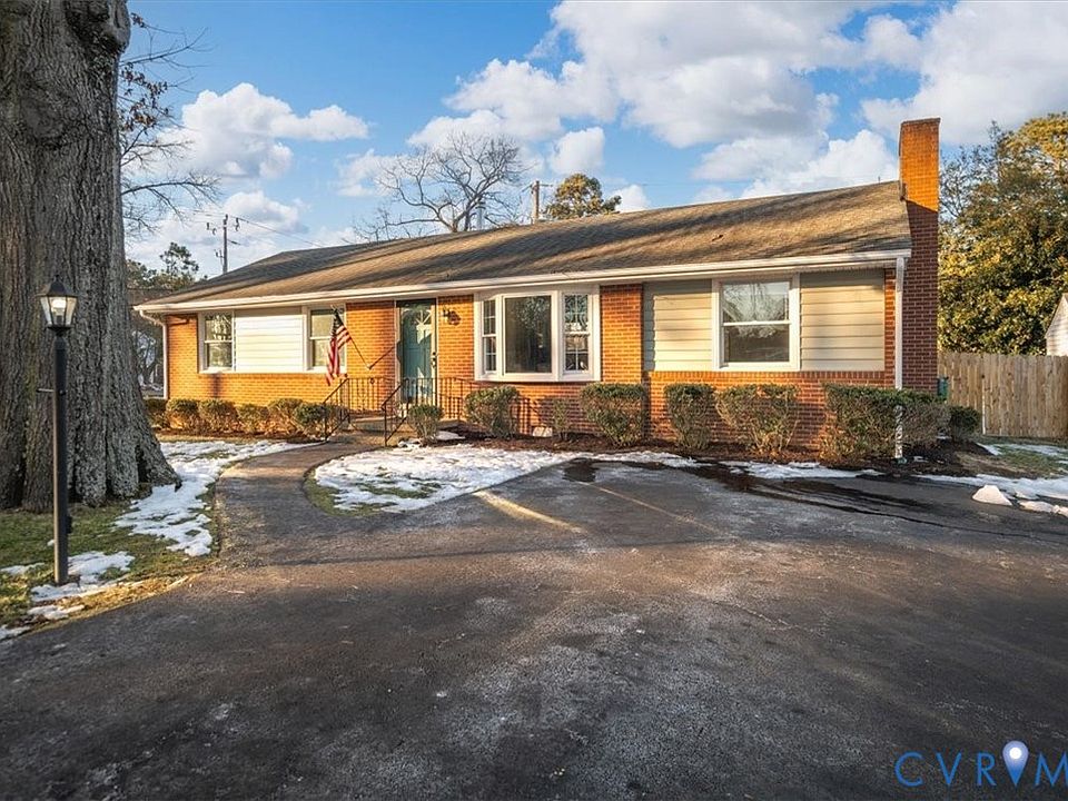 1st image of 2720 Omega Rd