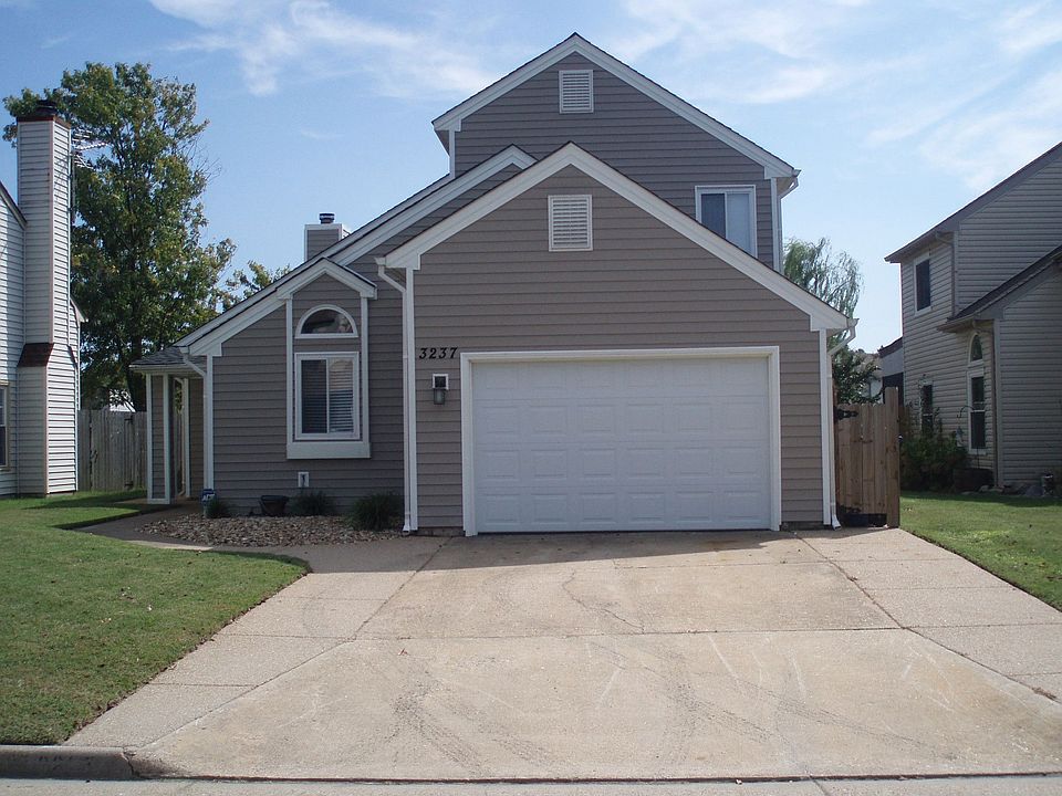 1st image of 3237 Barberry Ln
