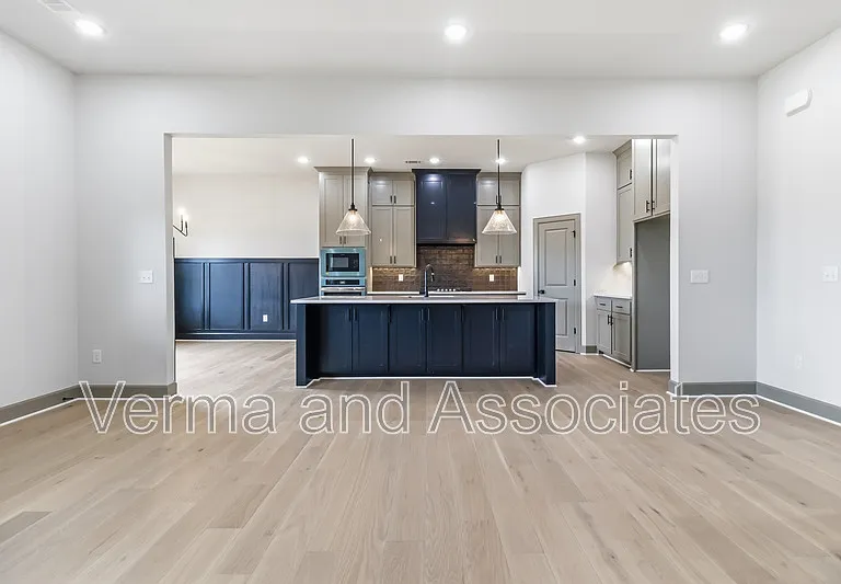 930 Trestle Ln — Photo 10