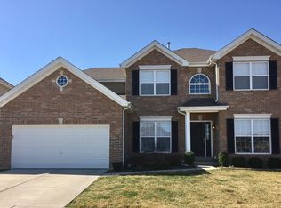 1103 Nashville St, Saint Peters, MO 63376