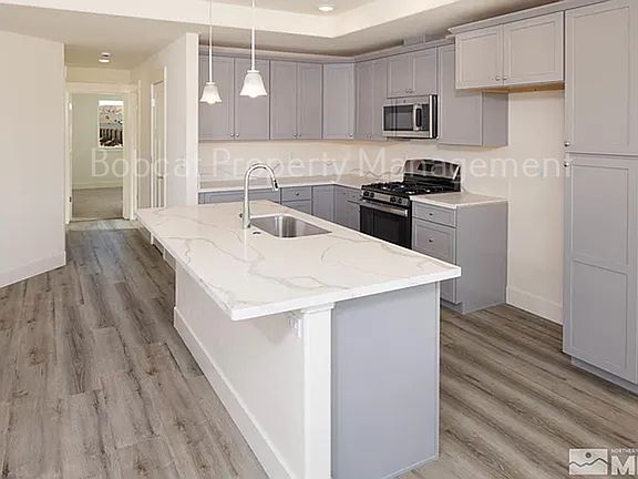 4th image of 909 Saltbrush Rd