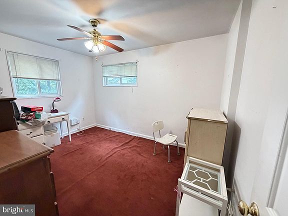 3rd image of 818 22nd St S