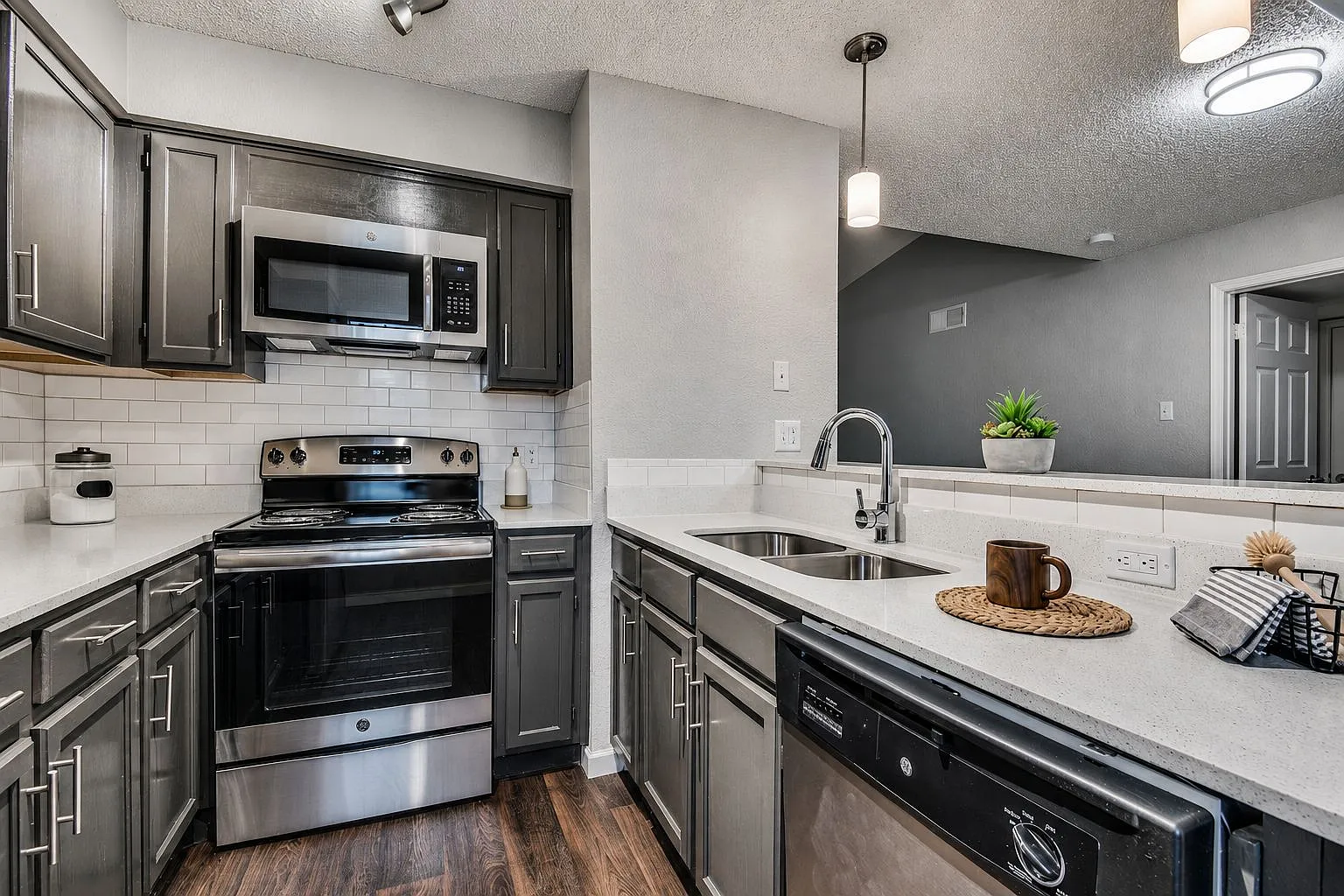 The Morgan Apartments — Photo 2