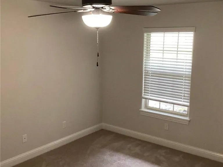 1150 Coventry Ln — Photo 11